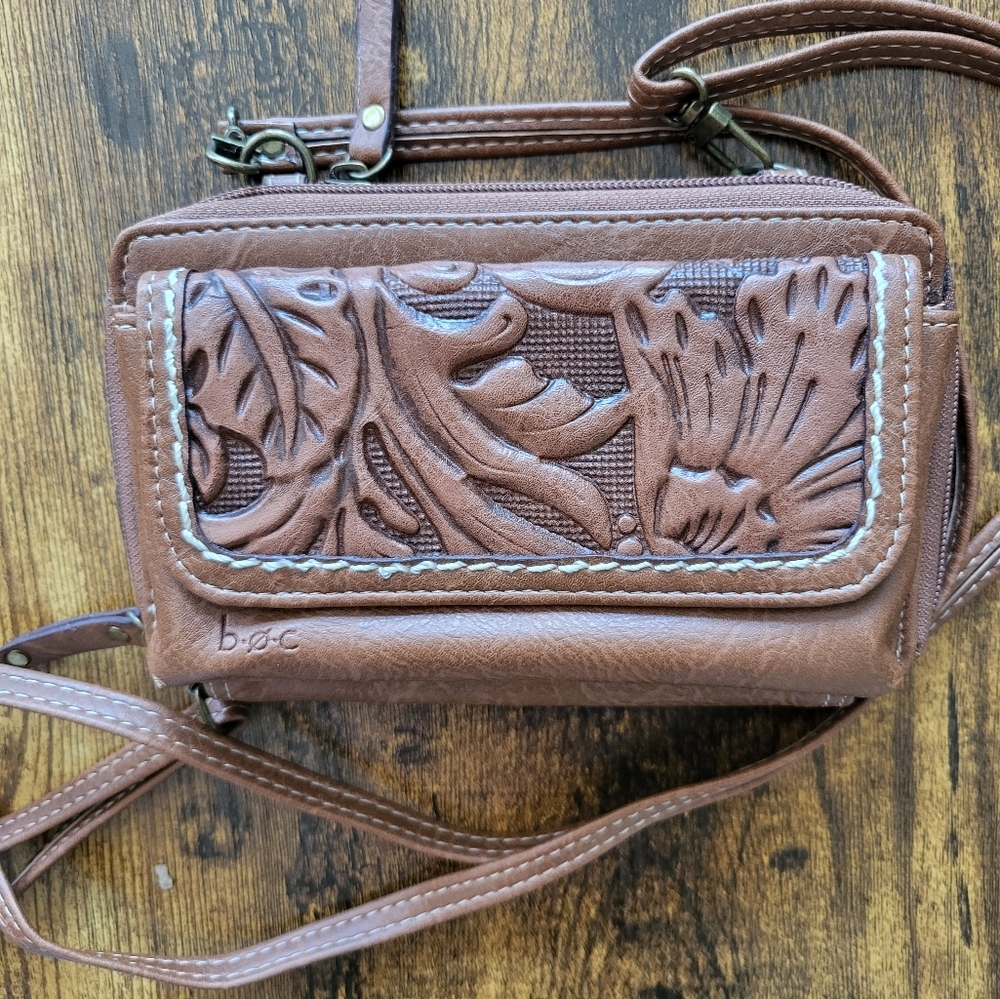 B.O.C. Brown Crossbody Bag - Picture 6 of 6